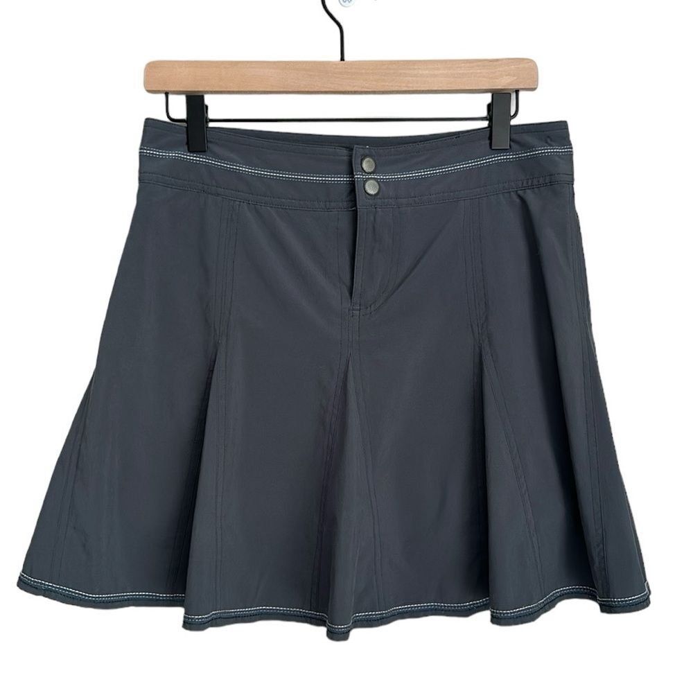Title Nine Outdoor Hiking Golf Tennis Skirt Skort 5" Shorts Gray Size 4